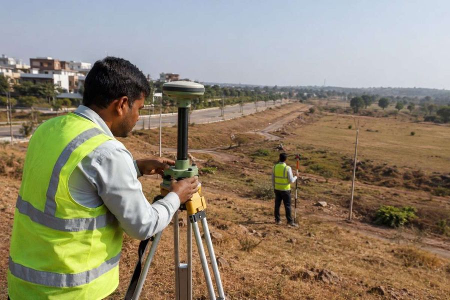 gps-survey-team-conversion-site-inspection